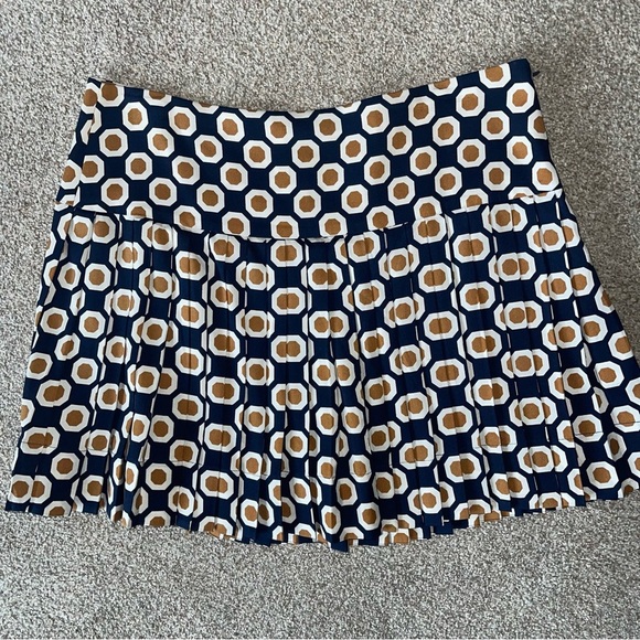 Theory Sylvian Geometric Print Pleated Mini Skirt 8 Silk Day To Night Style NEW! - Picture 3 of 6